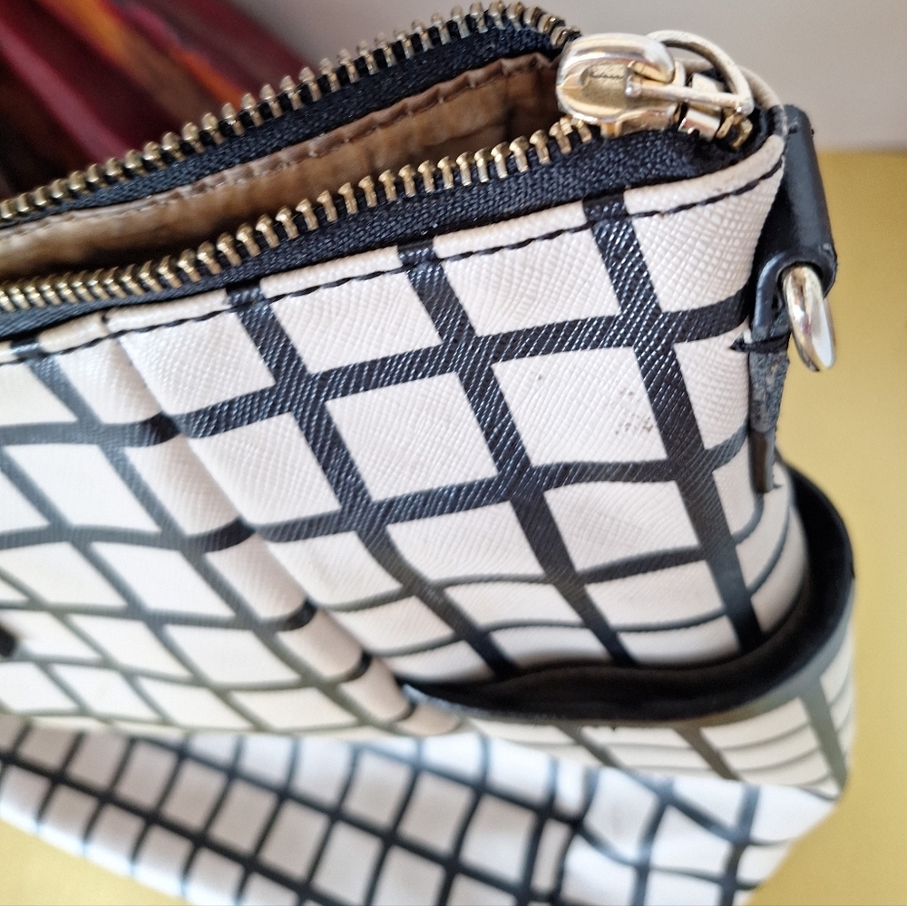 Kate Spade Bag. - Picture 5 of 7